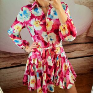 Sukienka w kwiaty mini